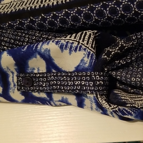 Melissa Paige Blouse/Tunic size 1X, multi blue colors - Picture 4 of 9